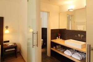 Ein Badezimmer in der Unterkunft Golfhotel Gut Neuenhof
