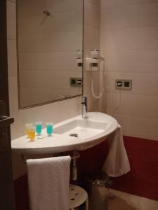A bathroom at Hotel Rural Villa de Berlanga