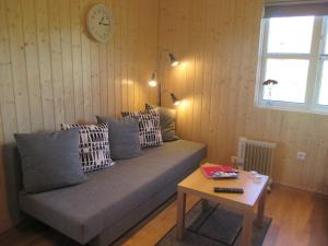 Posezení v ubytování Lækjaborgir Guesthouse