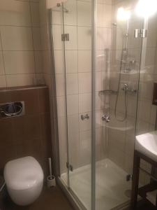 Bilik mandi di Hotel Bartoš