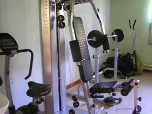 Fitness centrum a/nebo fitness zařízení v ubytování Fredrika Hotell Jakt&Fiskecamp