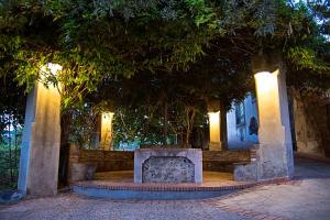 Imagen de la galería de Antico Borgo Etneo Country Hotel, en Calatabiano