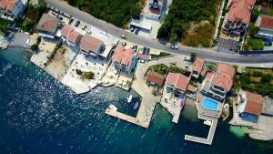 Foto da galeria de Apartments Zukovac em Tivat