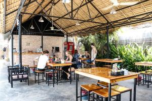 Gallery image of Pool Party Hostel in Siem Reap