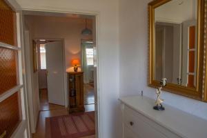 Et badeværelse på Lavender House + 14 billeder