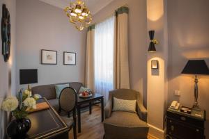 Posezení v ubytování Hotel Der Kleine Prinz