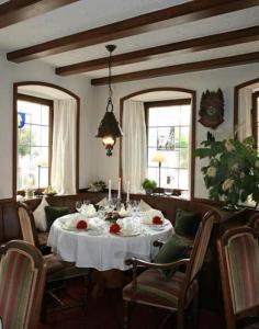 Posezení v ubytování Hotel-Restaurant Arneggers Adler
