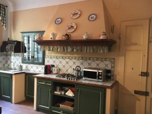 Il Nido Di Toscaにあるキッチンまたは簡易キッチン