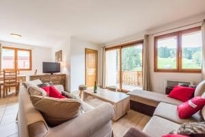 Gallery image of L'Eden Ski aux Pieds in Morillon