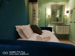 Postel nebo postele na pokoji v ubytování 1 Day Car Hotel Station 18