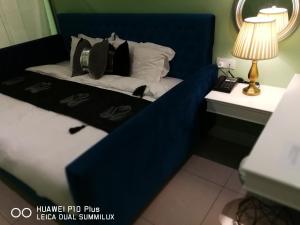Postel nebo postele na pokoji v ubytování 1 Day Car Hotel Station 18