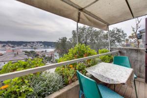 Balkón alebo terasa v ubytovaní Apartments Mirella