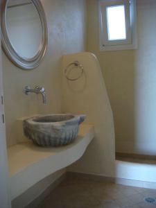 Gallery image of Akrotiraki Villas in Tinos Town