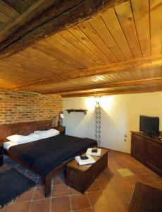 Postel nebo postele na pokoji v ubytování Apartments Ivica i Marica