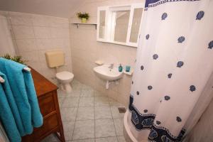 Koupelna v ubytování Apartmani Kristijan