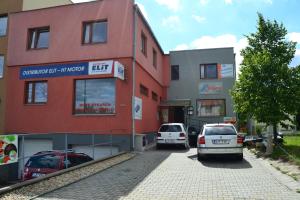 Budova, v ktorej sa penzión nachádza