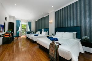 Gallery image of Diamond Legend Hotel in Hanoi