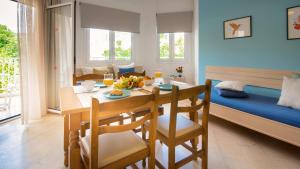 Jedlo v apartmánovom hoteli alebo blízkom okolí