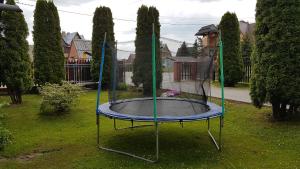 Plac zabaw dla dzieci w obiekcie Agroturystyka Jędruś - Nocując u nas otrzymasz 20 procent zniżki na termy Gorący Potok i Szaflary