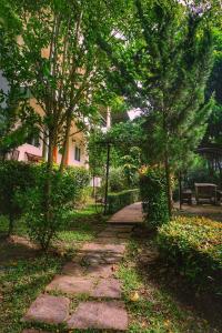 Zahrada ubytování Moosiyard Hometel Khaoyai