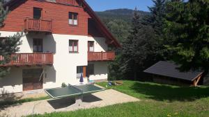 Budova, kde se apartmán nachází