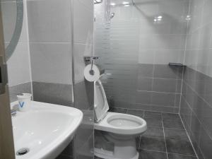 Jeonju International Hostel的一间浴室