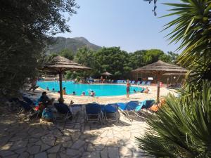 Gallery image of Florida Blue Bay Resort & Spa in Psathopirgos