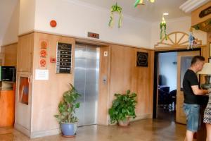 Vstupní hala nebo recepce v ubytování Hotel Rainbow