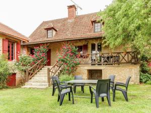 Gallery image of Cozy Holiday Home in Besse with Swimming Pool in Villefranche-du-Périgord