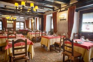 Restaurace v ubytování Hotel La Posada Regia