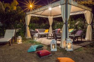 Zahrada ubytování Villa Lazzari B&B Tra i due Mari
