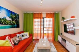 TV a/nebo společenská místnost v ubytování Apartment in Golf del sur