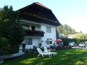 A garden outside Haus Osterrieder