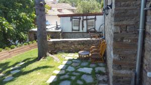 A garden outside Pisanata House