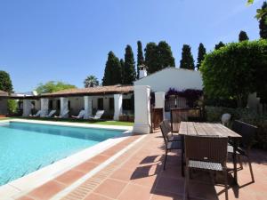 Photo de la galerie de l'établissement Luxurious Villa in Marbella with Swimming Pool, à Marbella