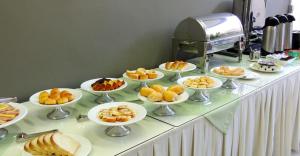 Comida no hotel ou em algum lugar perto