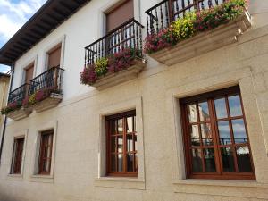 Foto dalla galleria di Hostal Santa Maria a Cacabelos