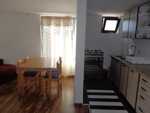 Gallery image of Guest House Tatyana in Sutomore