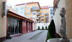Budova, v ktorej sa hotel nachádza