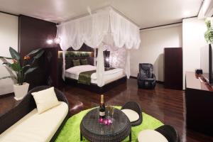 Gallery image of Hotel The Lotus Bali (Adult Only) in Kawasaki