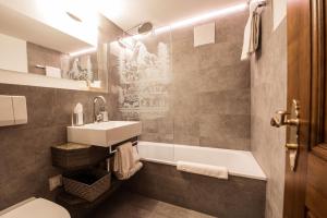 Kylpyhuone majoituspaikassa Hotel Daniela