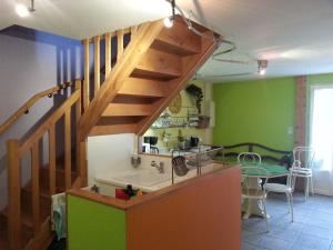 Afbeelding uit fotogalerij van Chambres d'Hôtes Au Grillon Dort in Moustey