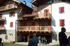 Oaspeți care stau la Casa Dai Fre' CIPAT ZERO22018-AT-ZERO53006