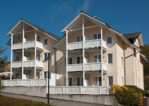 Tòa nhà nơi căn hộ tọa lạc