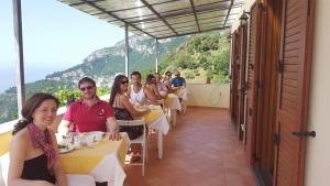 Nespecifikovaný výhled na hory nebo výhled na hory při pohledu z bed and breakfast