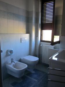 Koupelna v ubytování Agriturismo Stella Orobica