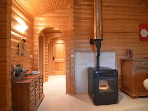 Foto sihtkohas Hockai asuva majutusasutuse Chalet in Stavelot near Forest Retreat galeriist