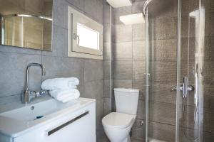 Ванная комната в Argostoli Marina Suites