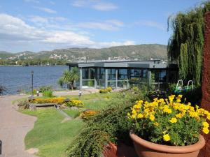 Gallery image of Lake Buenavista Apart Hotel & Suites in Villa Carlos Paz