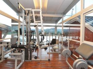 Fitness centar i/ili fitness sadržaji u objektu Lake Buenavista Apart Hotel & Suites